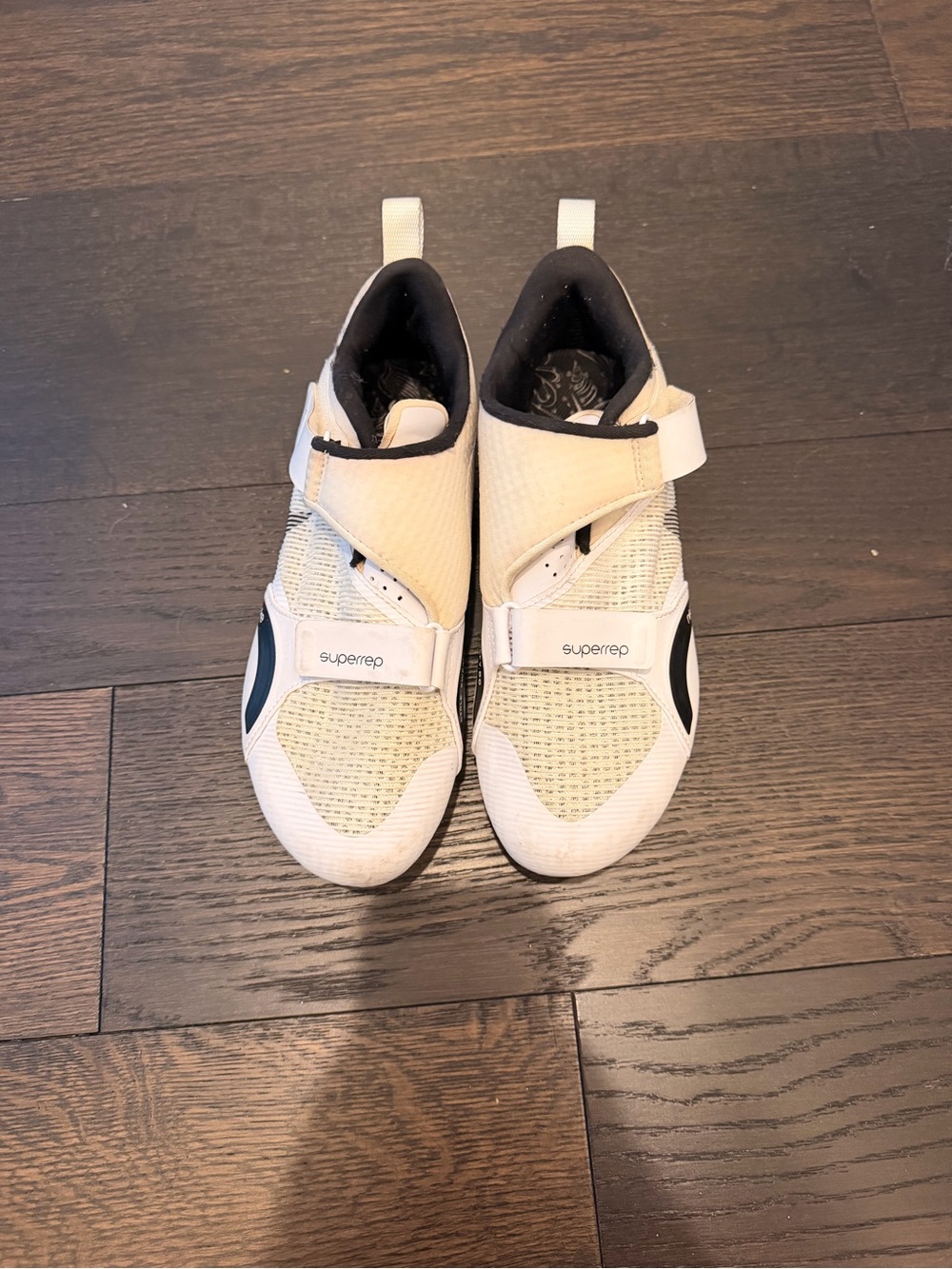 Nike White and Black Women’s Spin Shoes